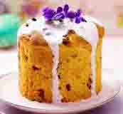 Kulich cake